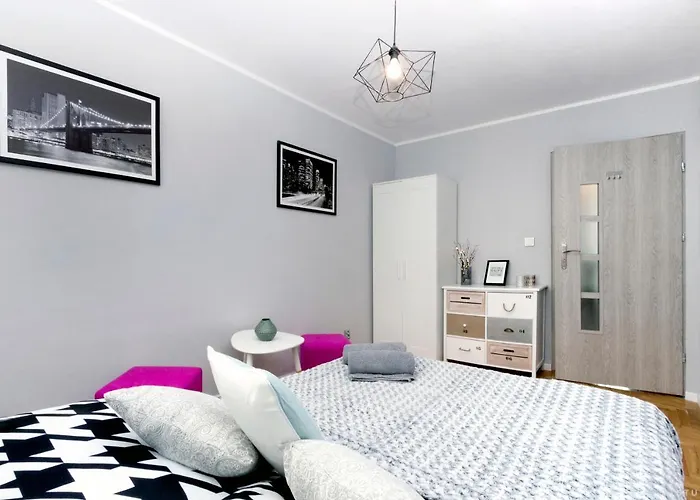 Clicktheflat Hoza Street Apart Rooms